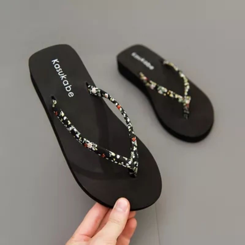 Sandal Jepit flat wanita motif bunga kecil trendy