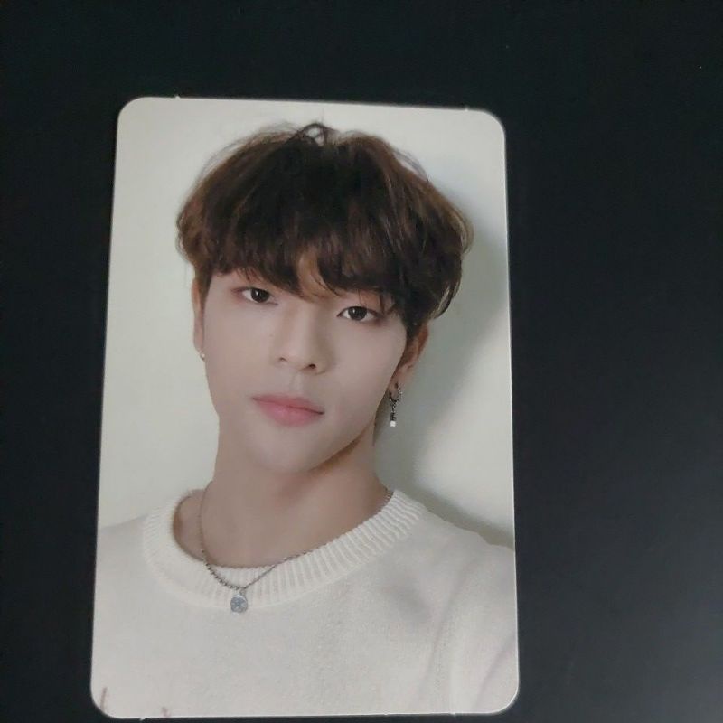 jeongin seungmin woojin stray kids pc i.n cle yellow wood miroh i am you