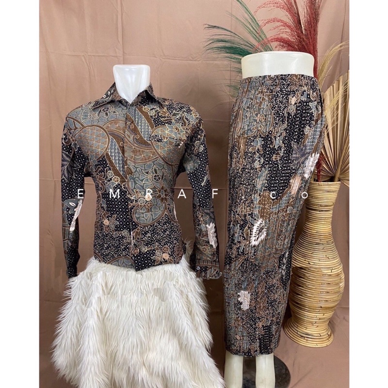 Batik couple / baju batik couple / batik set / batik lengan panjang / rok set