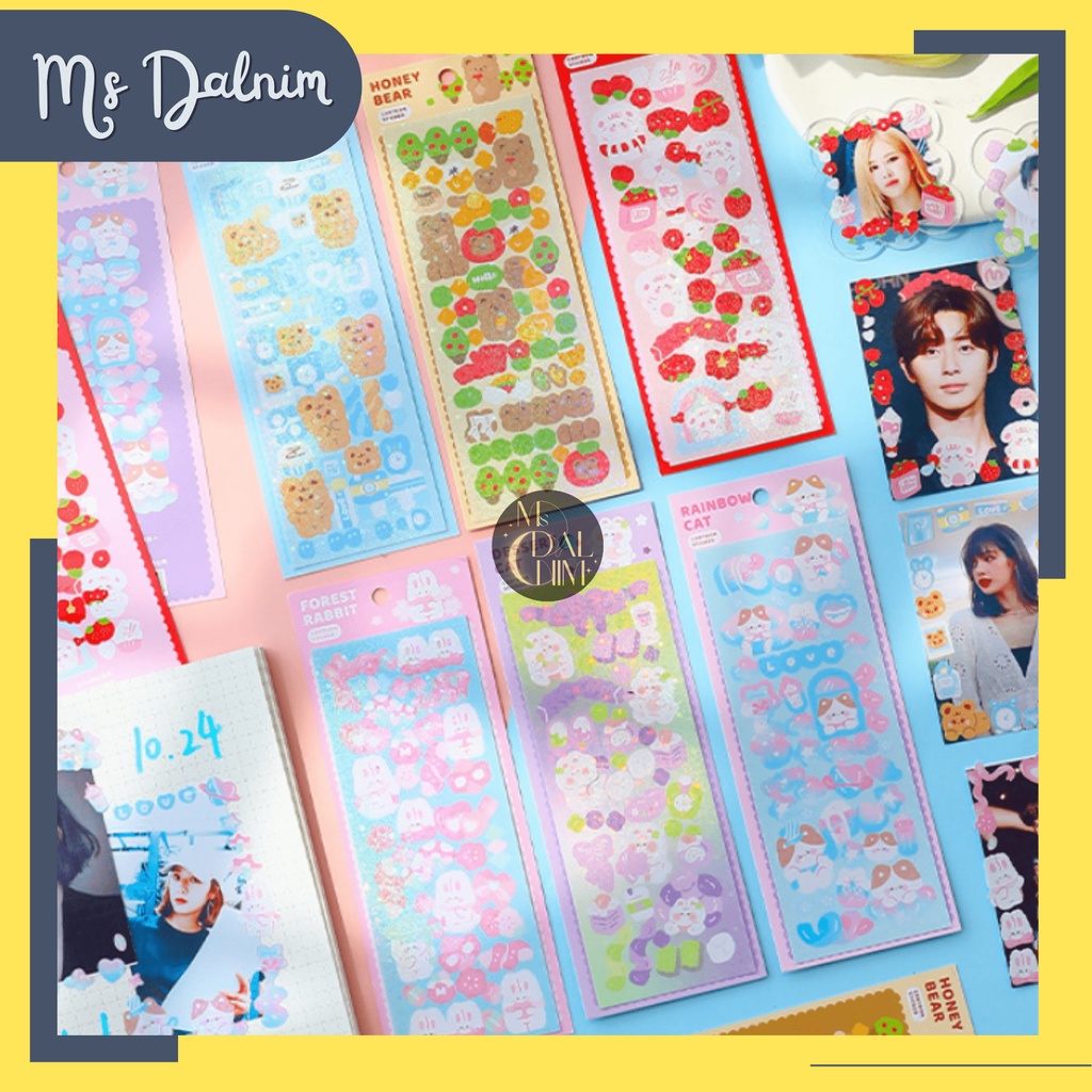 

Stiker Aesthetic Lucu Anti Air PVC Deco Photocard Colorful Dekorasi Journal Album Diari Jurnal / Cartoon Sticker Decor Kpop Idol PC Holder Toploader Cahol HP Cute Jepang Korea Kawaii DIY Diary Planner Scrapbook Craft [ST82]