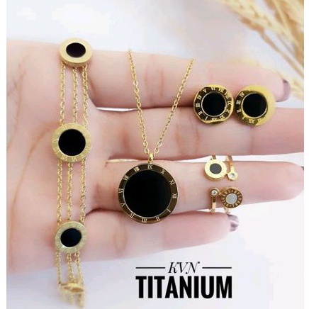 Titanium Set Perhiasan Wanita Bullgari Hitam Emas 1117a