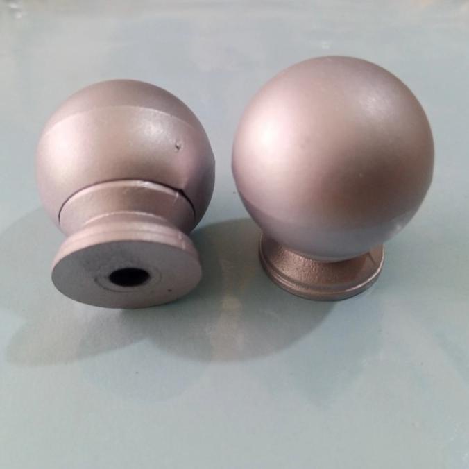 

Handle Knob Plastik Bulat Bola Silver Tarikan Pentol Lemari MURAH stock ready