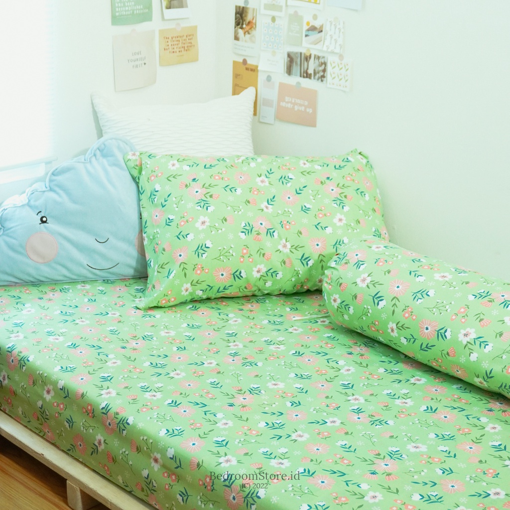 Sprei aesthetic motif Keiko Green sudah termasuk sarban dan sargul