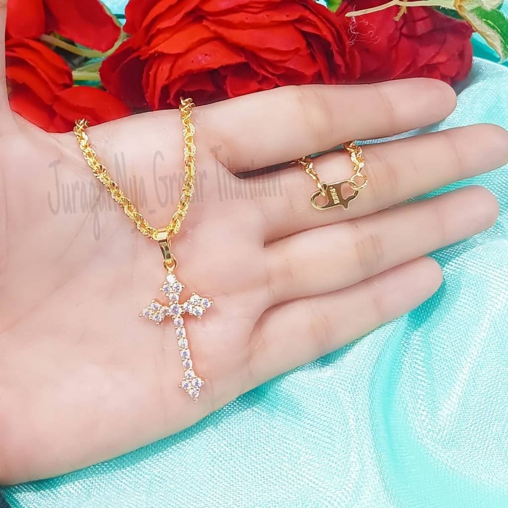 KALUNG TITANIUM  SALIB KEKINIAN MEWAH ANTI KARAT&amp;ANTI LUNTUR