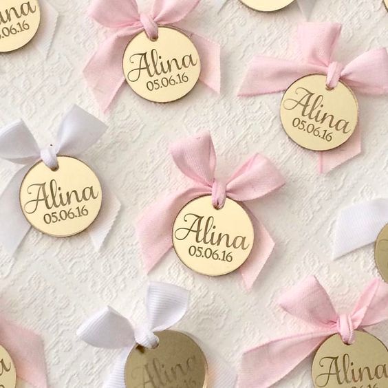 

Acrylic Mirror Round Hang Tag Hiasan Hampers Gift Akrilik Label Grafir