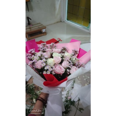 

Buket Bunga , Buket Uang , Buket Snack