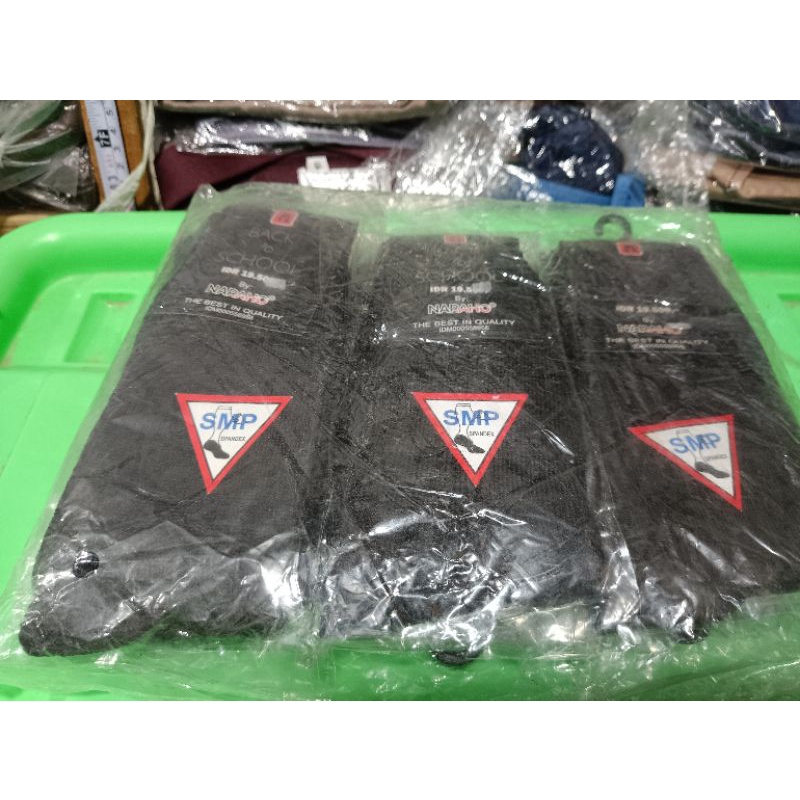 (6 pcs dan 12 pcs)/ KAOS KAKI SD SMP SMA HITAM/KAOS KAKI HITAM POLOS/KAOS KAKI SEKOLAH