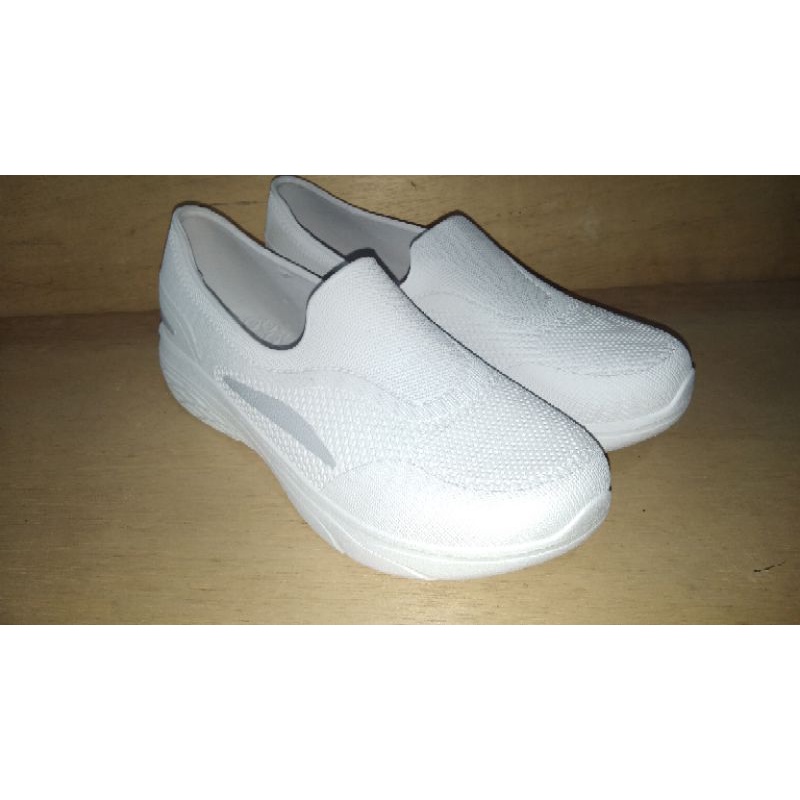 Sepatu Karet Wanita - Att SWP / SWL 498 - Sepatu Putih Wanita