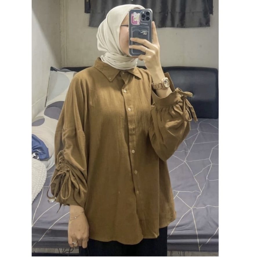 BEFAST - ZEC OOTD Blouse NAVIA / Lunamaya CRINCLE Blouse Atasan Wanita CRINCLE Lengan Serut Aktif / Pakaian Casual Wanita / Blouse Polos Formal / Fashion Kerja Wanita Kekinian / Blouse Lengan Panjang / Outfit wanita Hijab Trendy / Terlaris