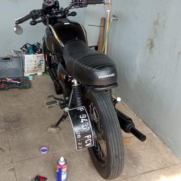 DUDUKAN PLAT NOMER SAMPING BELAKANG KAWASAKI W175