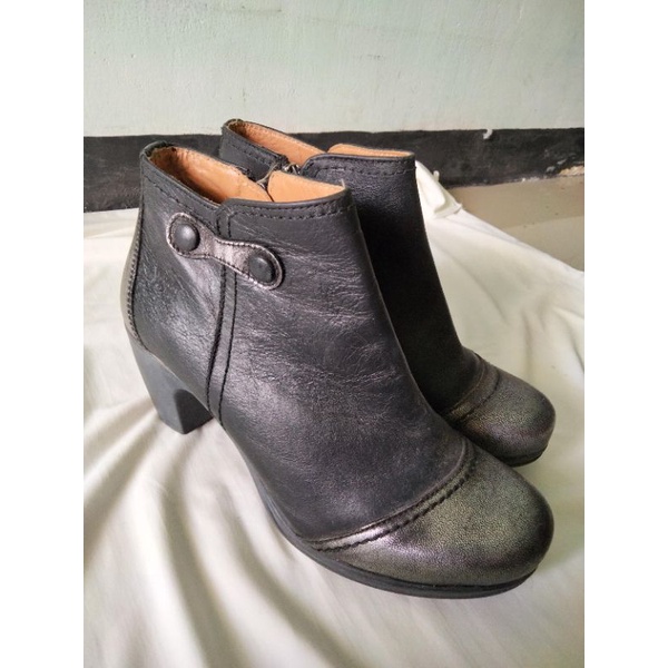 Sepatu Boots Perempuan Wanda Panda Genuine Leather