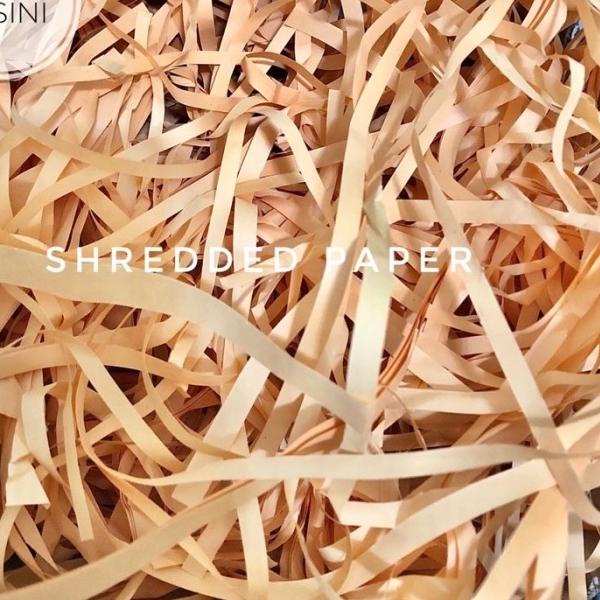 

SHREDDED PAPER / KERTAS CACAH SERUT KAWUL / ISI GIFT BOX FILLER - Peach - 2 Kg
