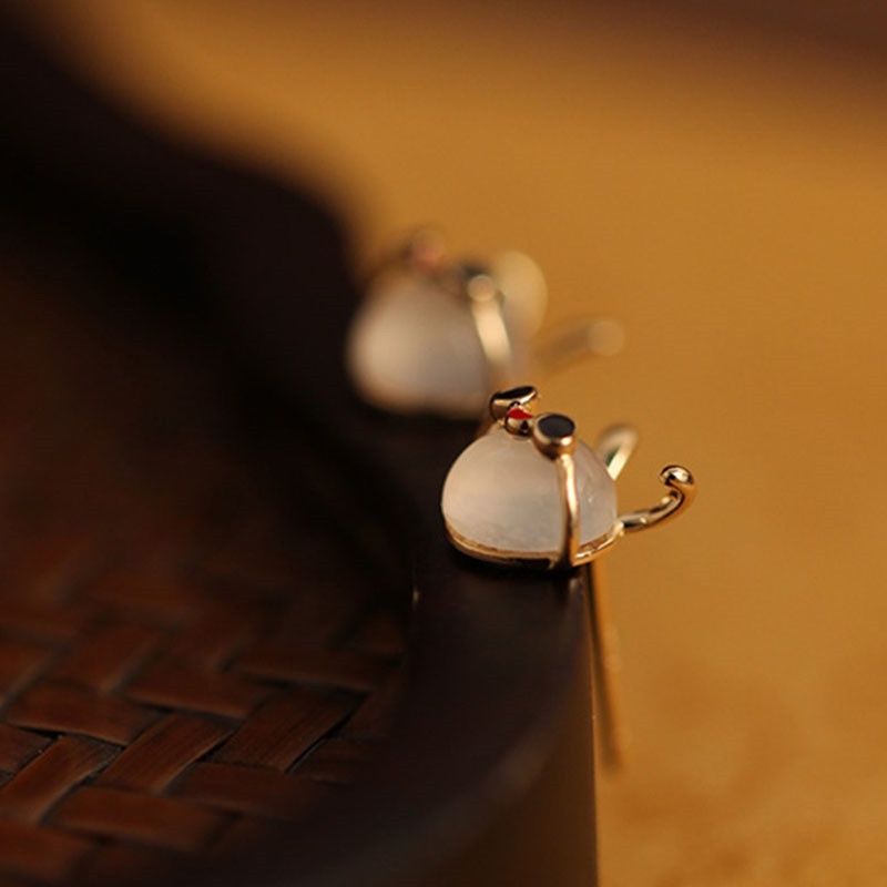 Anting Giok Hetian Chalcedony Rogue Rabbit Natural Untuk Wanita