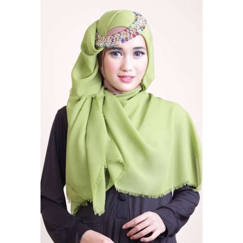 JILBAB SAUDIA RAWIS/ HIJAB SEGI EMPAT SAUDIA RAWIS  UKURAN 110 CM X 110 CM