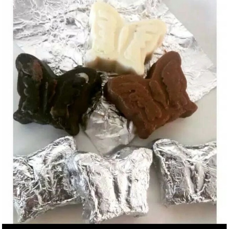

cokelat praline kupu kupu bungkus alumunium foil / harga satuan