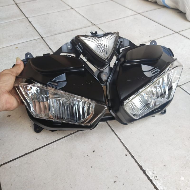 Lampu depan R25 REFLEKTOR LAMPU DEPAN R25  HEADLIGHT HEADLAMP R25