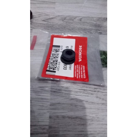 karet dudukan spakbor depan Honda Verza Original