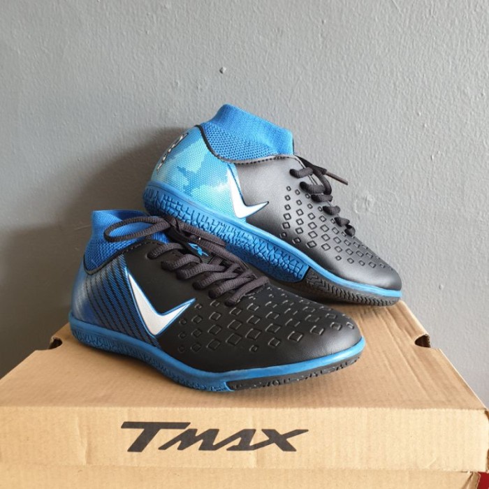 Qv954 Sepatu Futsal Tmax Opus Anak