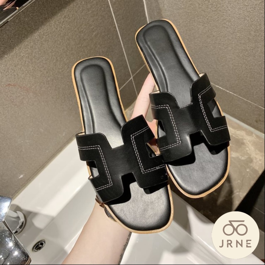 Sendal Wanita Kekinian Sandal Murah Import Semdal Terbaru Korea Special Lucu Premium Slop Sndal Saldal Sadal Impor Simpel 37 38 39 40 Keren Perempuan Sedal COD Sebdal Wanit Swndal