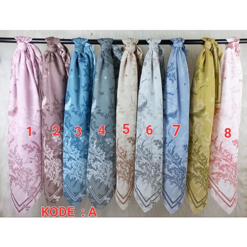 Hijab denay  motif segi empat