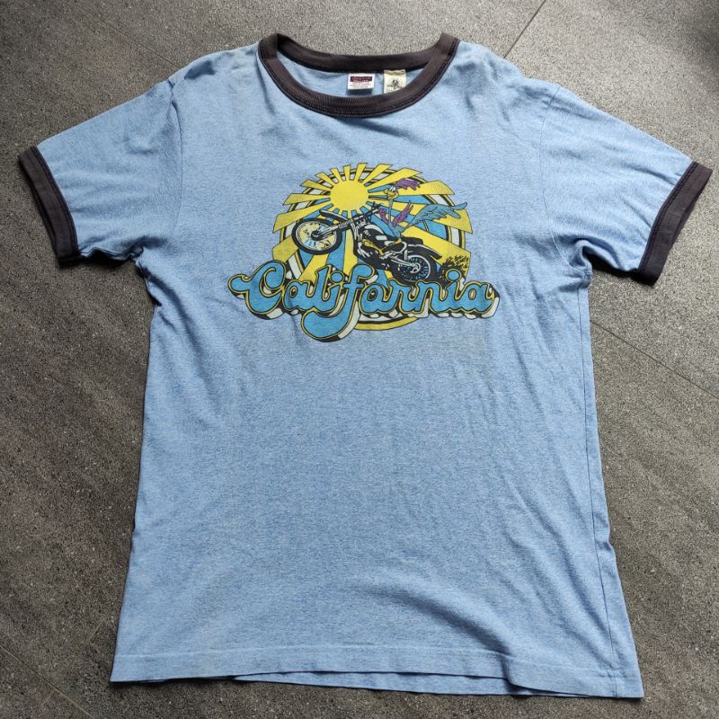 kaos Tshirt vintage vtg cheswick x looney tunes road runner toyo enterprise