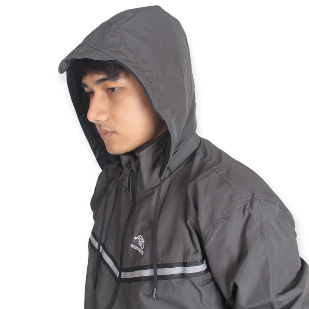 Jaket parasut pria taslan JN waterproof scootlite Brotherdo