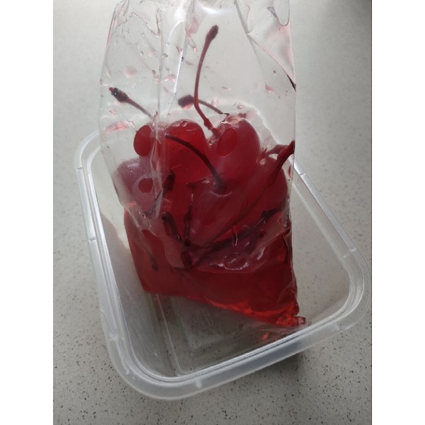 

Cherry Tangkai 100gr nett