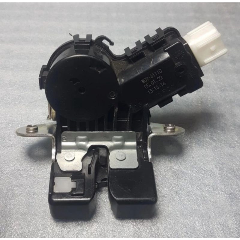 Doorlock Dorlok Bagasi Toyota Avanza 2020 Keatas