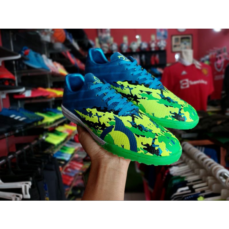SEPATU FUTSAL ORTUSEIGHT CHIMERA