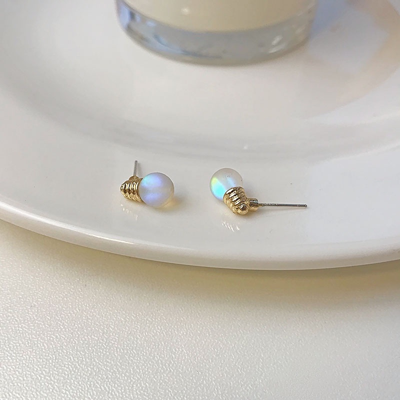 Anting Stud Bentuk Bohlam Lampu Kecil Bahan Resin Gaya Korea Untuk Wanita
