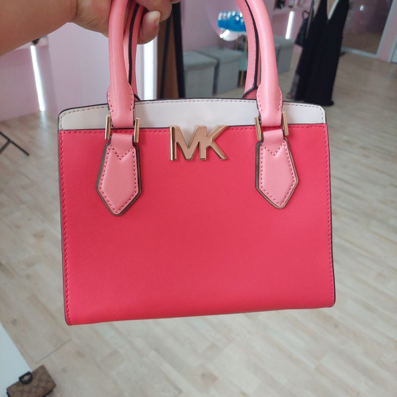 sling bag mk mott merah