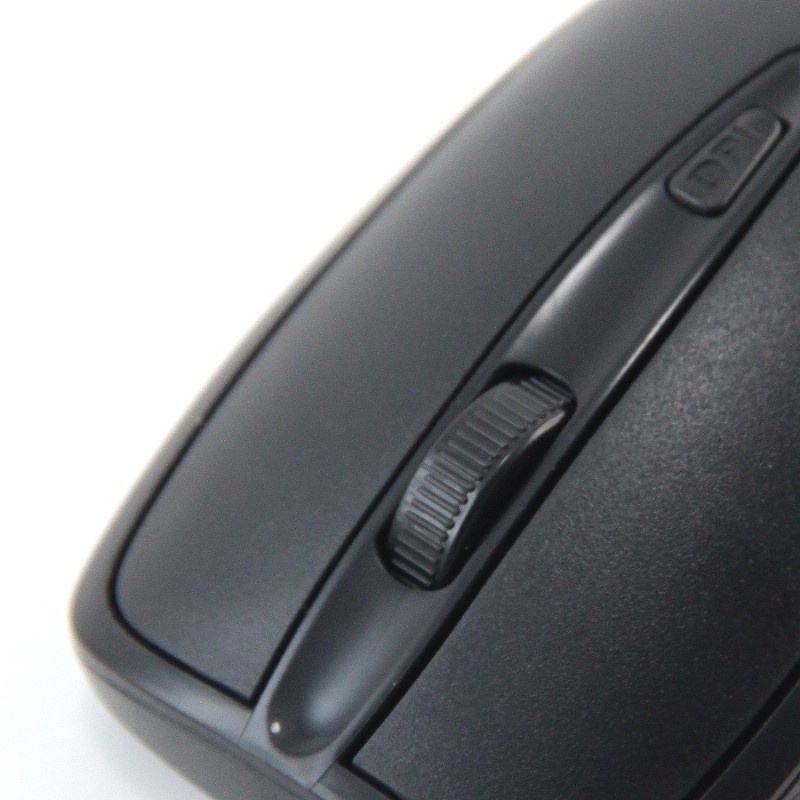 PROMO R-ONE MOUSE USB WIRED M201 PAKAI KABEL MOUSE ELEGAN SLIM MURAH - MOUSE KOMPUTER LAPTOP WARNA HITAM