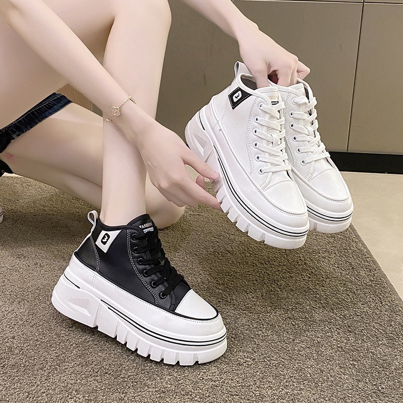 AVANCEID 1824 Sepatu Sneakers Boots Wanita Sekolah Kerja Putih Hitam Import