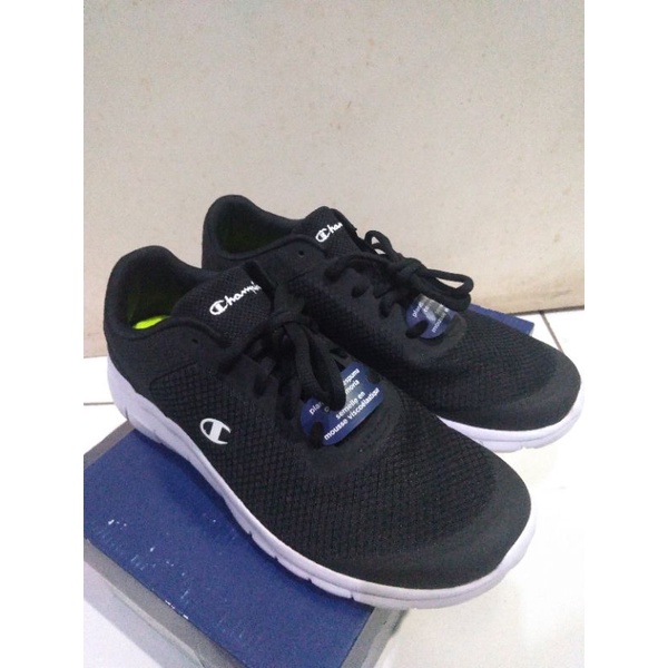 Sepatu sneakers champion pria original