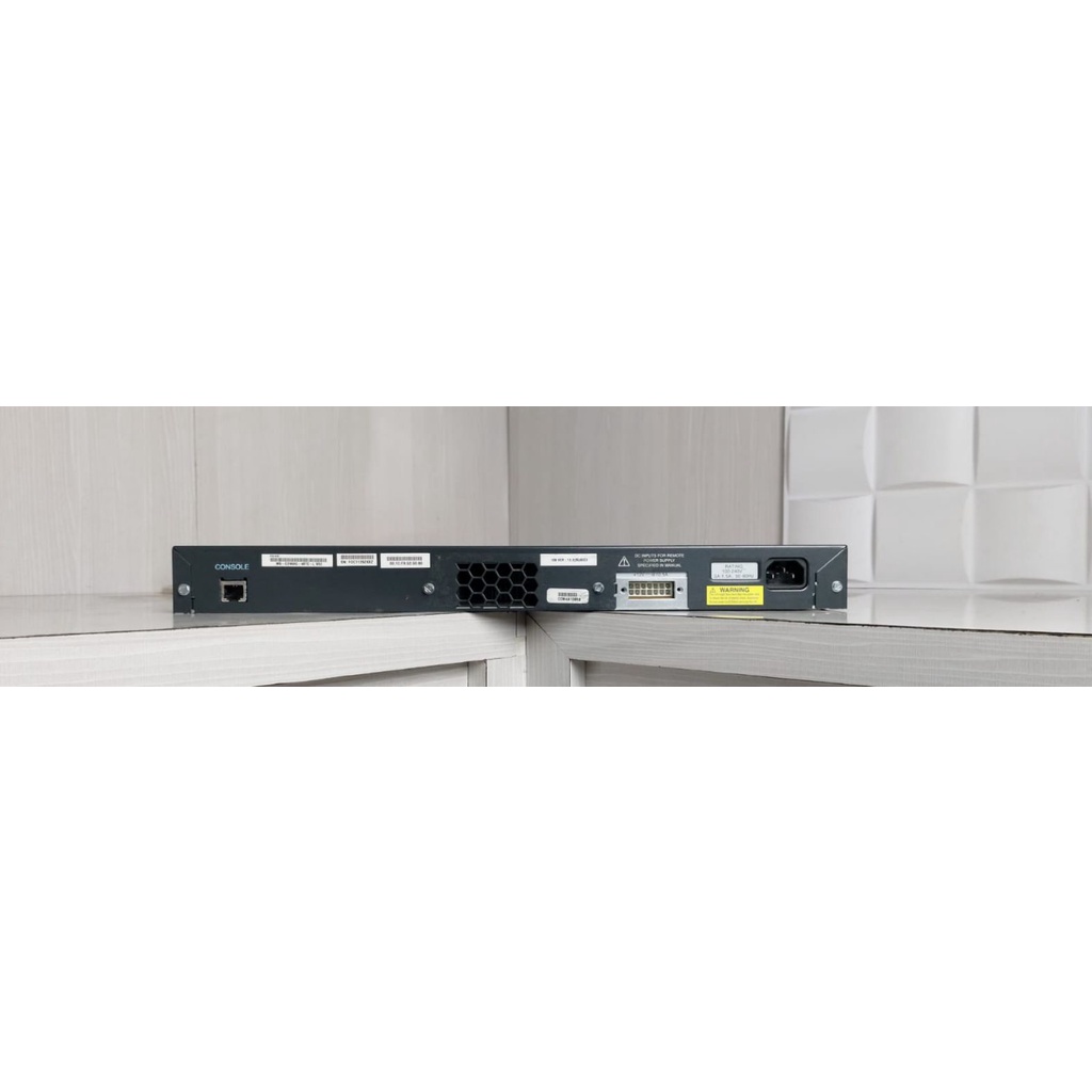 Cisco Catalyst 2960G seriesWS-C2960G-48TC-L V04