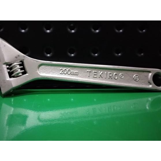 KUNCI INGGRIS TEKIRO 8"