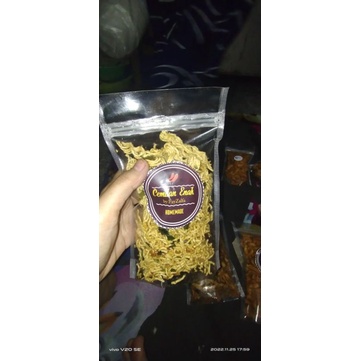 

mie kremesss daun jeruk 120gram