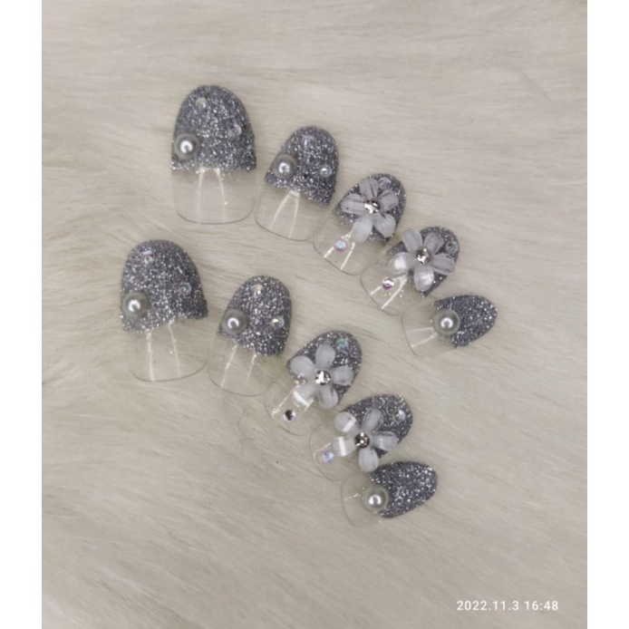 KUKU PALSU HIAS BENTUK OVAL PENDEK ISI 10 PCS FREE LEM KUKU / NAIL ART