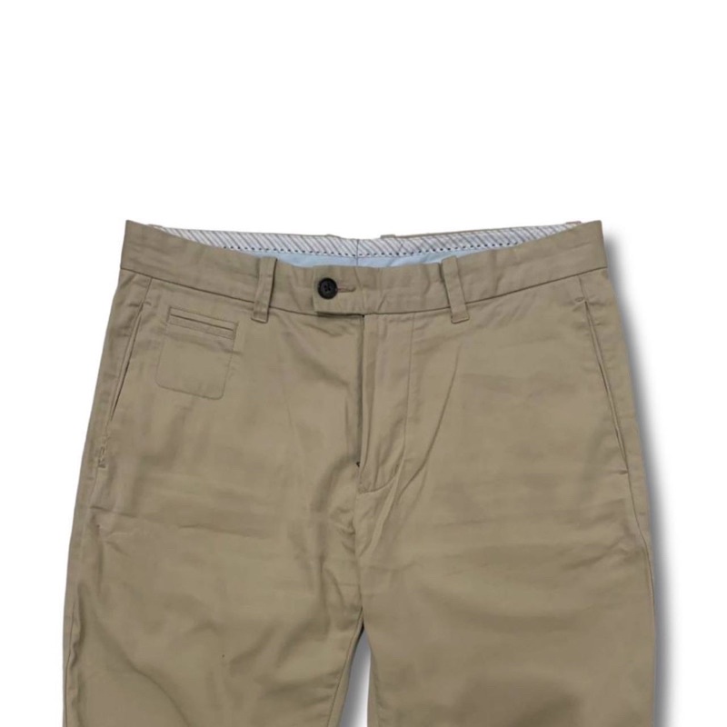 GAP Chino Khaki