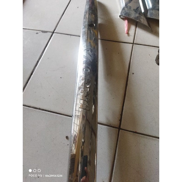 trunklid innova 2004-2010 chrome original