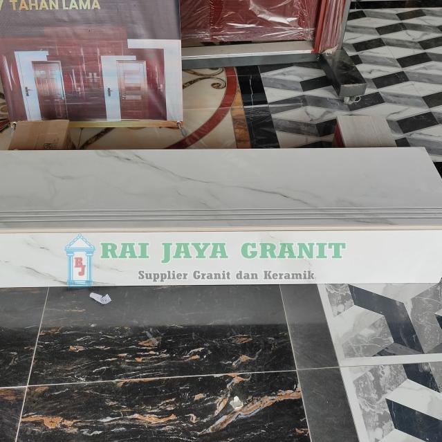 Granit Anak Tangga 30x90 dan 20x90 Carara