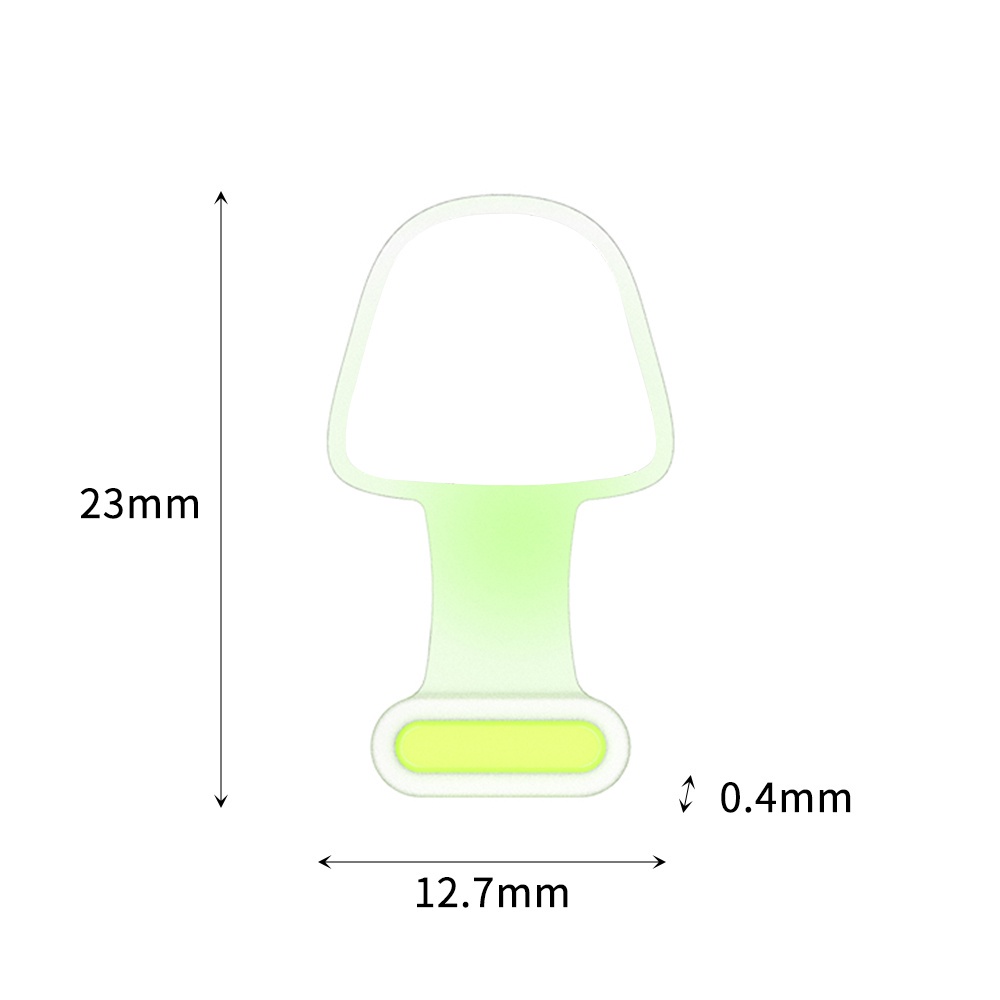 1 Pc Plug Penutup Port Pengisi Daya Tipe C Universal Bahan Silikon Luminous Tahan Air Tahan Debu Anti Hilang Untuk iPhone