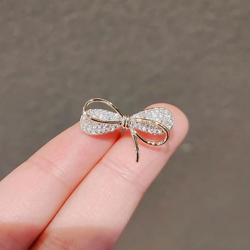 Bros Pin Kerah Pita Kristal Chic Elegan Untuk Wanita