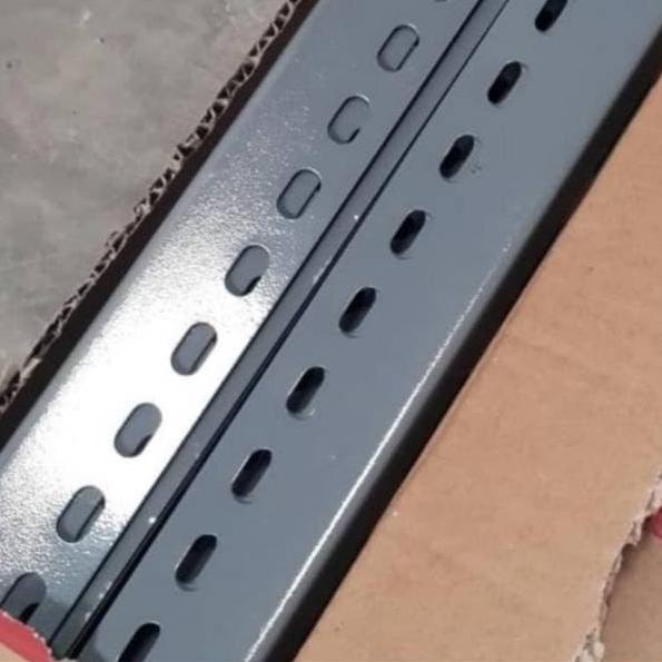 BESI SIKU LUBANG IMW 3,6CM x 3,6CM PANJANG 3M, TEBAL 1,8 MM ABU-ABU