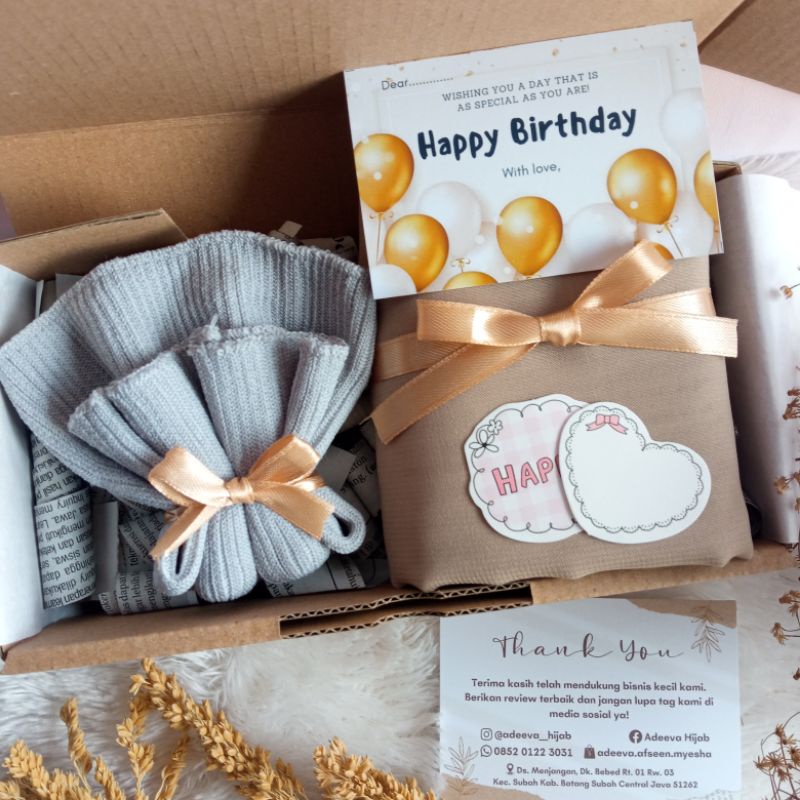 

Hampers Hijab Bella Square Gif Box Kado Hadiah Harga Ekonomis