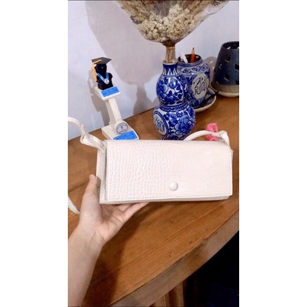 Miniso shoulder bag croco broken white / tas selempang / tas bahu / sling bag / hand bag