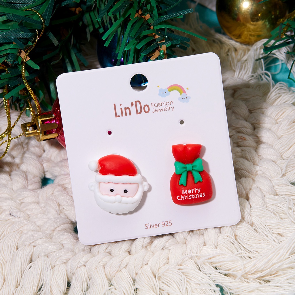 Anting Tusuk Asimetris Bentuk Santa Claus / Pohon Natal Untuk Wanita