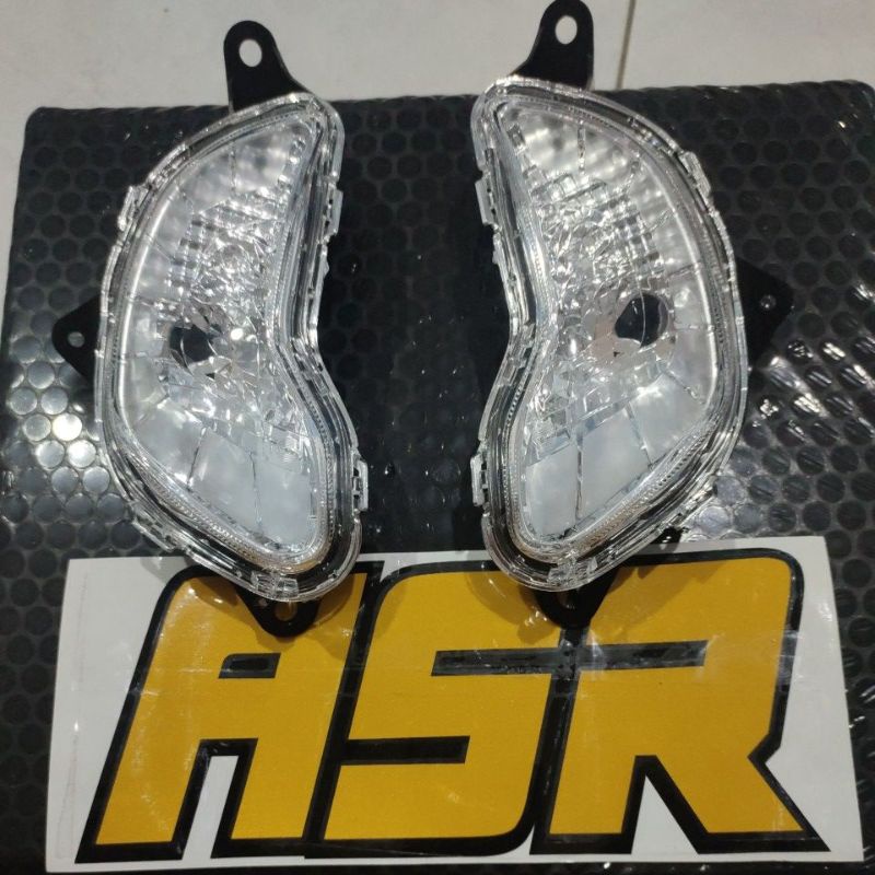 LAMPU SEN SEIN FRONT WINKER DEPAN SCOOPY PRESTIG FI ESP K2F 2021 MERK WIN