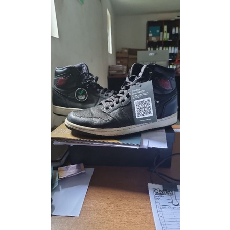 Nike AJ1 OG High Black Satin