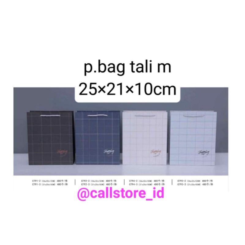 

PAPERBAG TALI MOTIF KOTAK UKURAN M / TAS KADO TALI MOTIF KOTAK UKURAN M